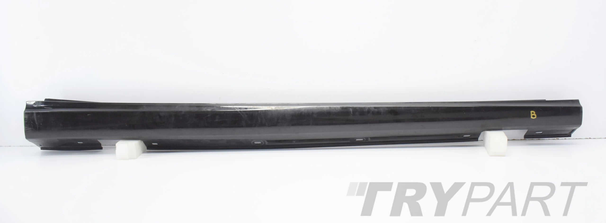 MERCEDES B CLASS W246 DOOR SILL TRIM RIGHT