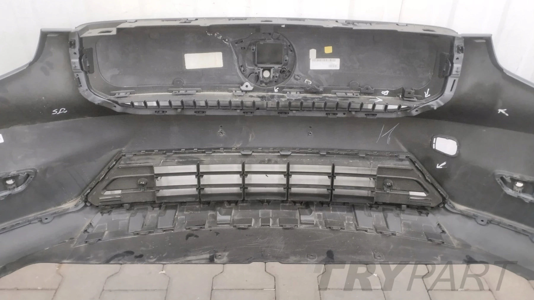 Volvo XC40 XC 40 Recharge Lift Front Bumper 2022-