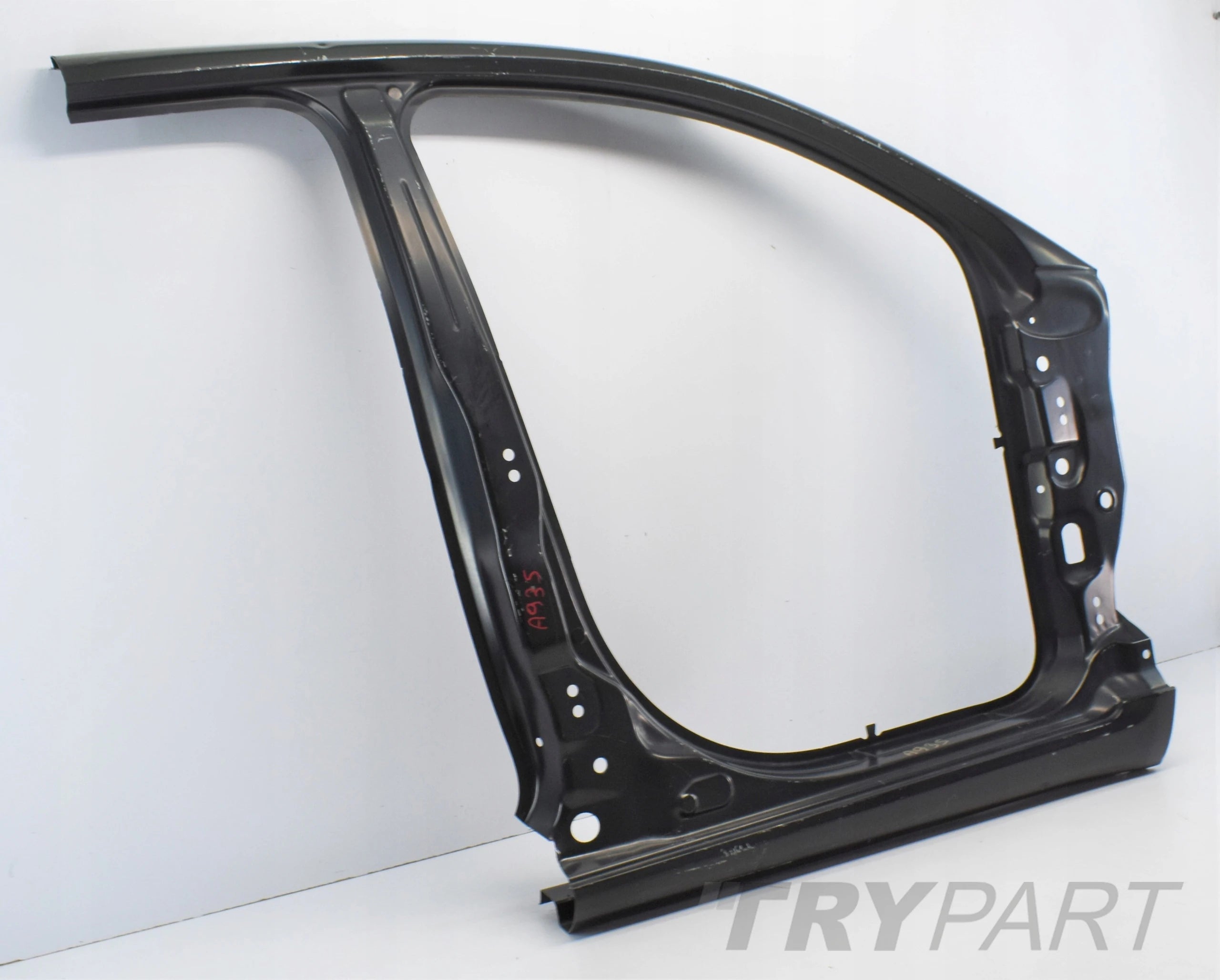 PANDA III 3 RIGHT COVER FRAME SILL POST ORG