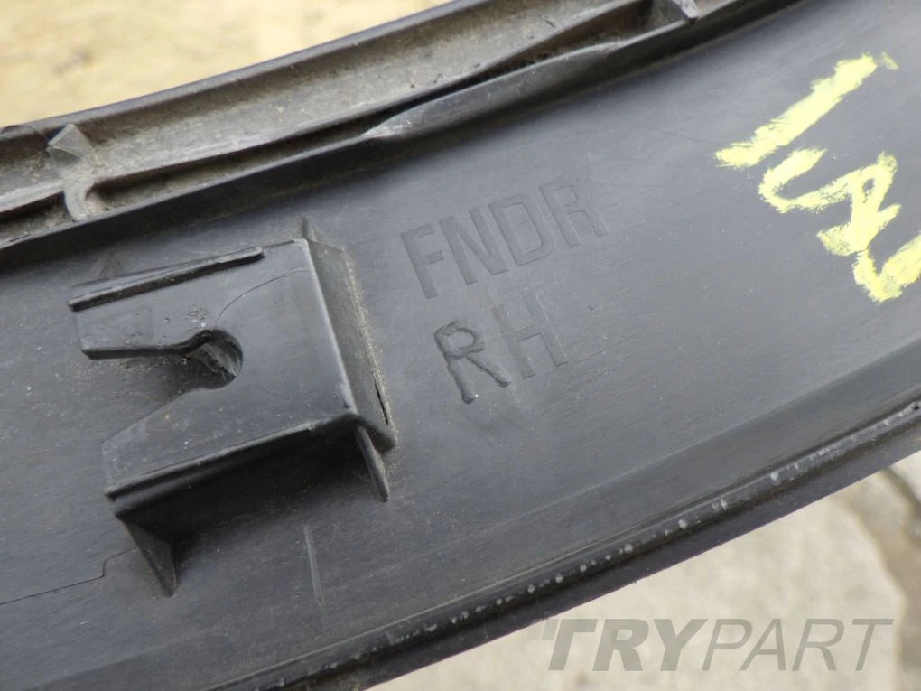 KIA SPORTAGE IV 15- front right fender strip
