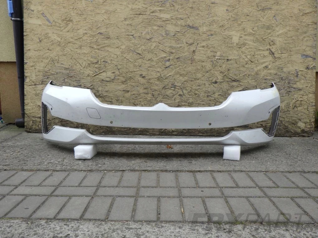 BMW 5 G30 G31 LCI LIFT 2020 - front bumper