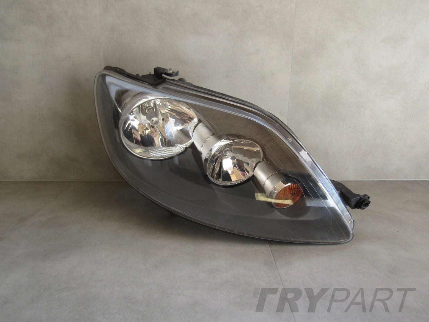 HEADLIGHT VW GOLF V 5 PLUS 5M1 STANDARD 05-08 RH 5M1941006B