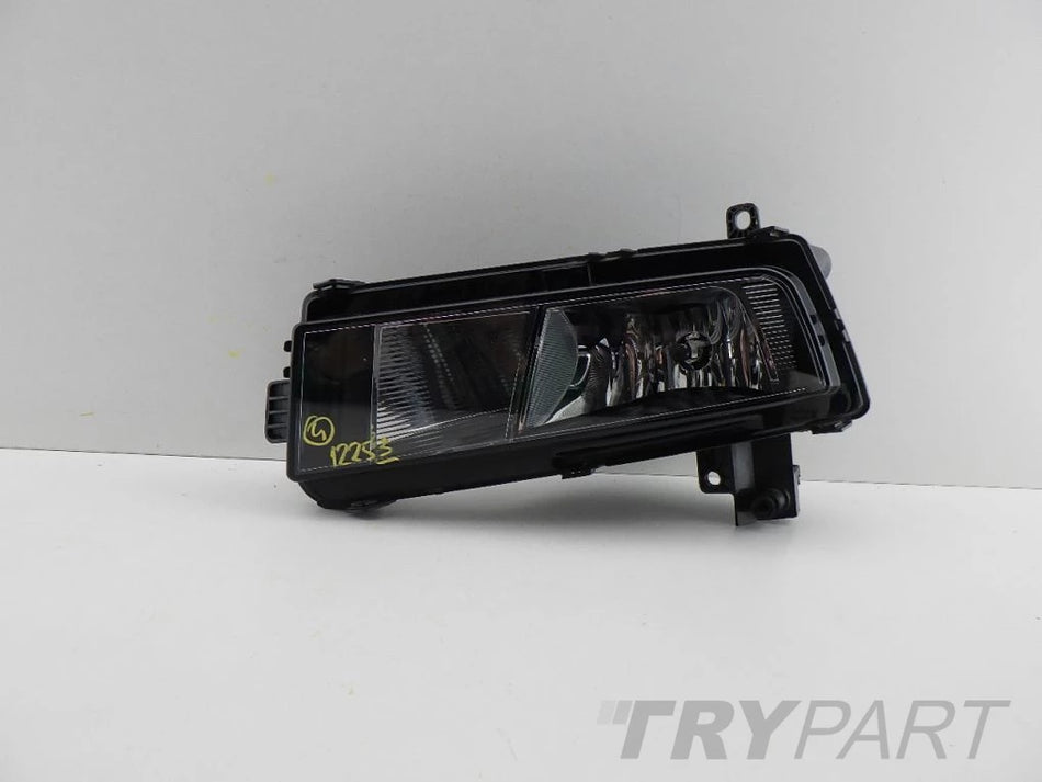 VW TOURAN 2 II 5TA 15- halogen left