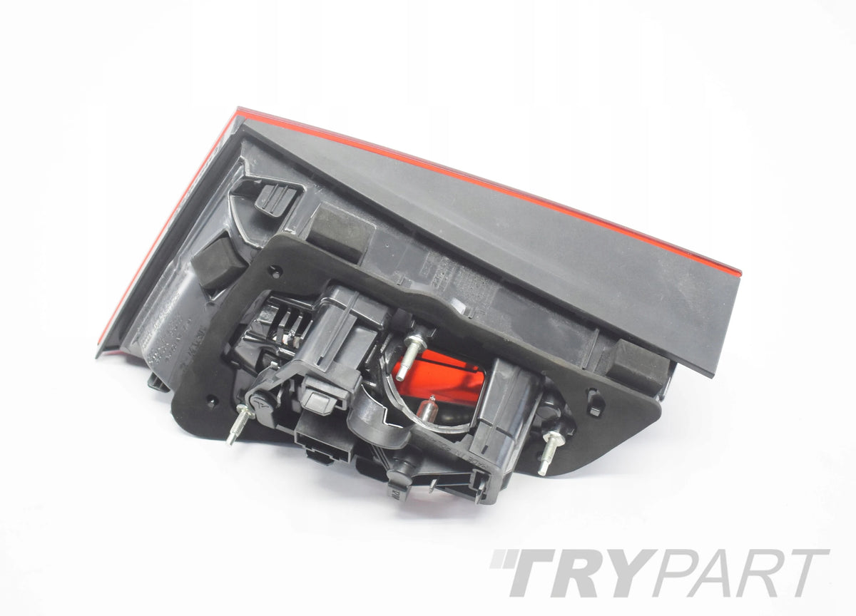 AUDI A3 8V4 LEFT REAR LAMP ORG EU SPORTBACK