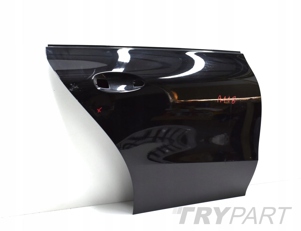 MERCEDES CLA W118 RIGHT REAR DOOR ORG