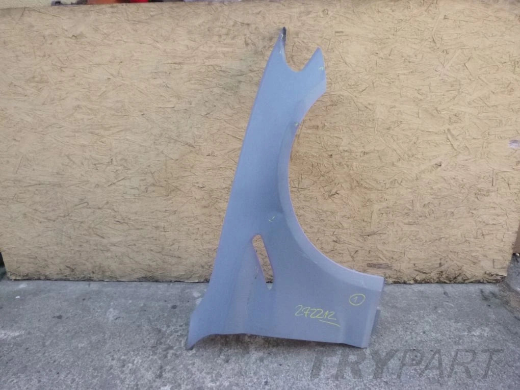 BMW M5 F90 Right Front Fender