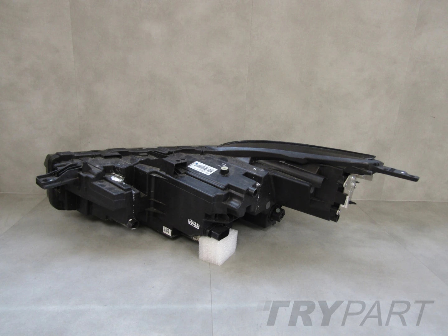 FRONT HEADLIGHT FORD KUGA 3 III MK3 LIFT LED 24- RH PV4B-13E014-CE