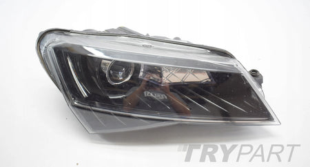 SUPERB III 3V HEADLIGHT RIGHT FRONT EU GENUINE USED!