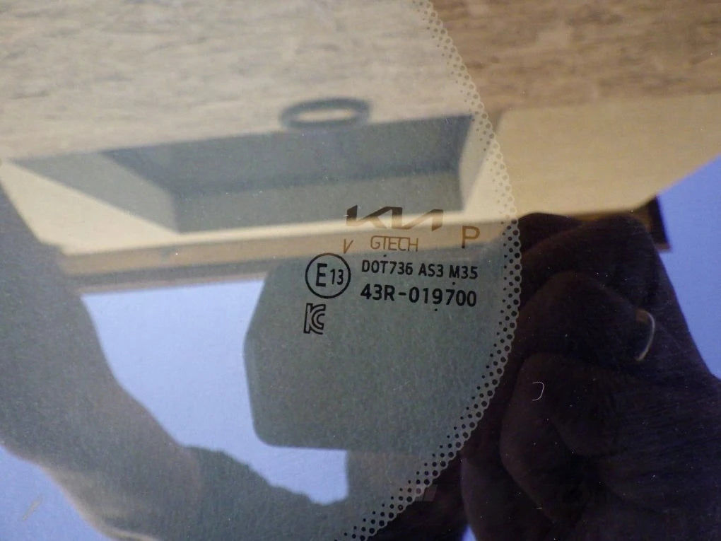 KIA EV9 EV 9 MV 23- LEFT REAR SIDE WINDOW