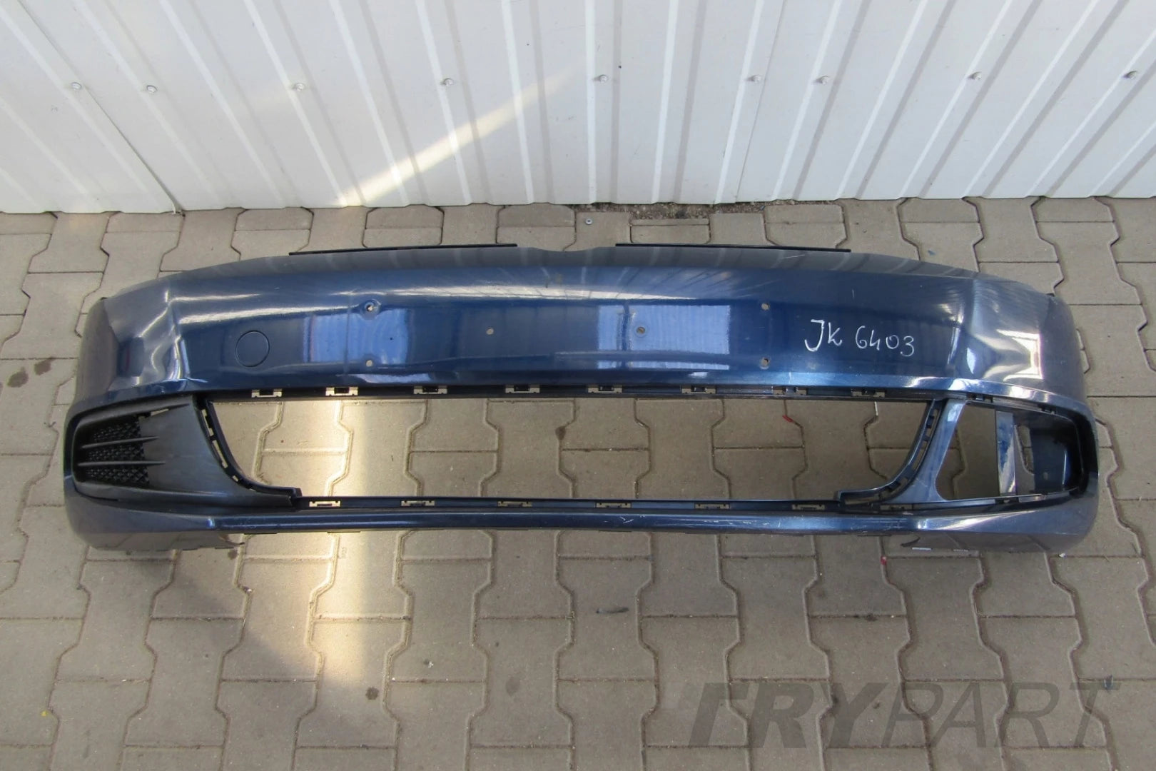 Front Bumper VW Jetta 6 VI 5C6 10-14