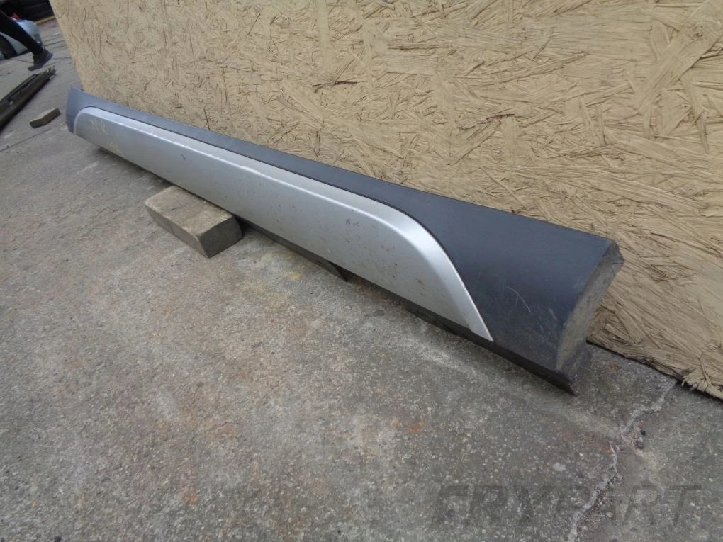 BMW X1 E84 X LINE Right Side Skirt Trim Sill Molding
