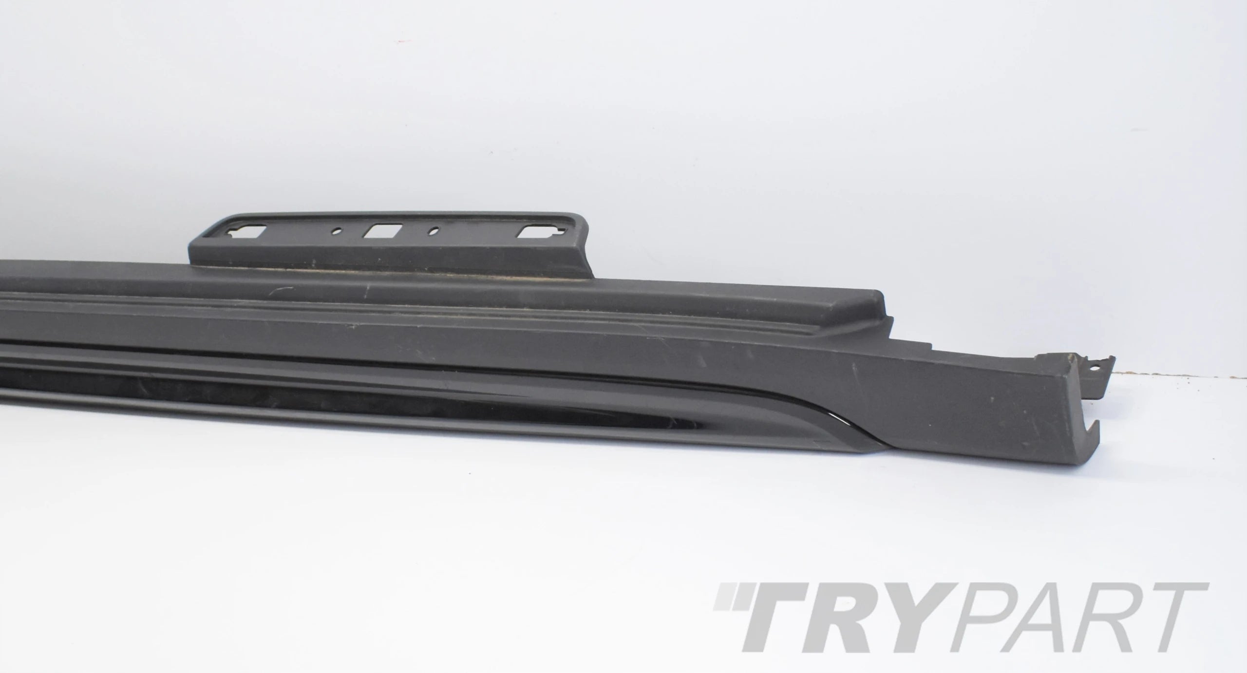 MINI COUNTRYMAN F60 S RIGHT SILL MOLDING