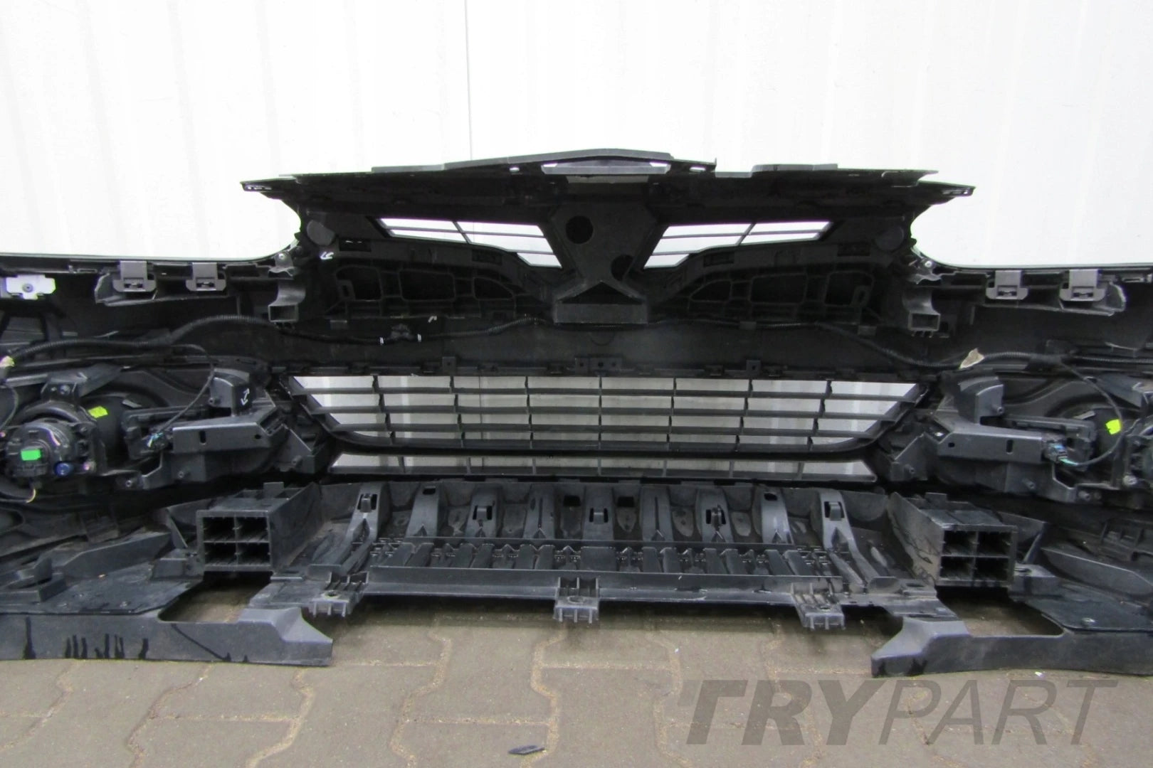 Front Bumper RENAULT MEGANE III 3 LIFT 13-