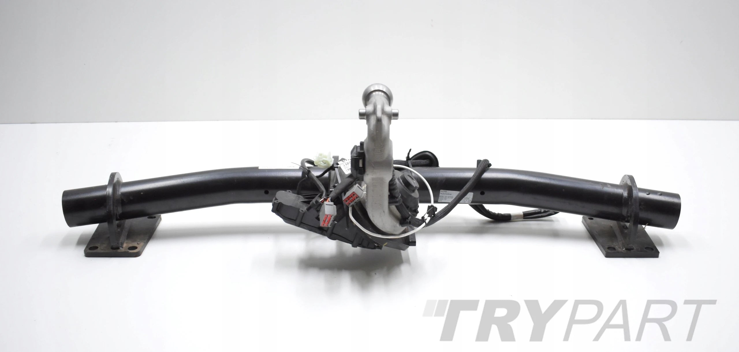VOLVO XC60 II ELECTRIC TOW HITCH ORG 32296410