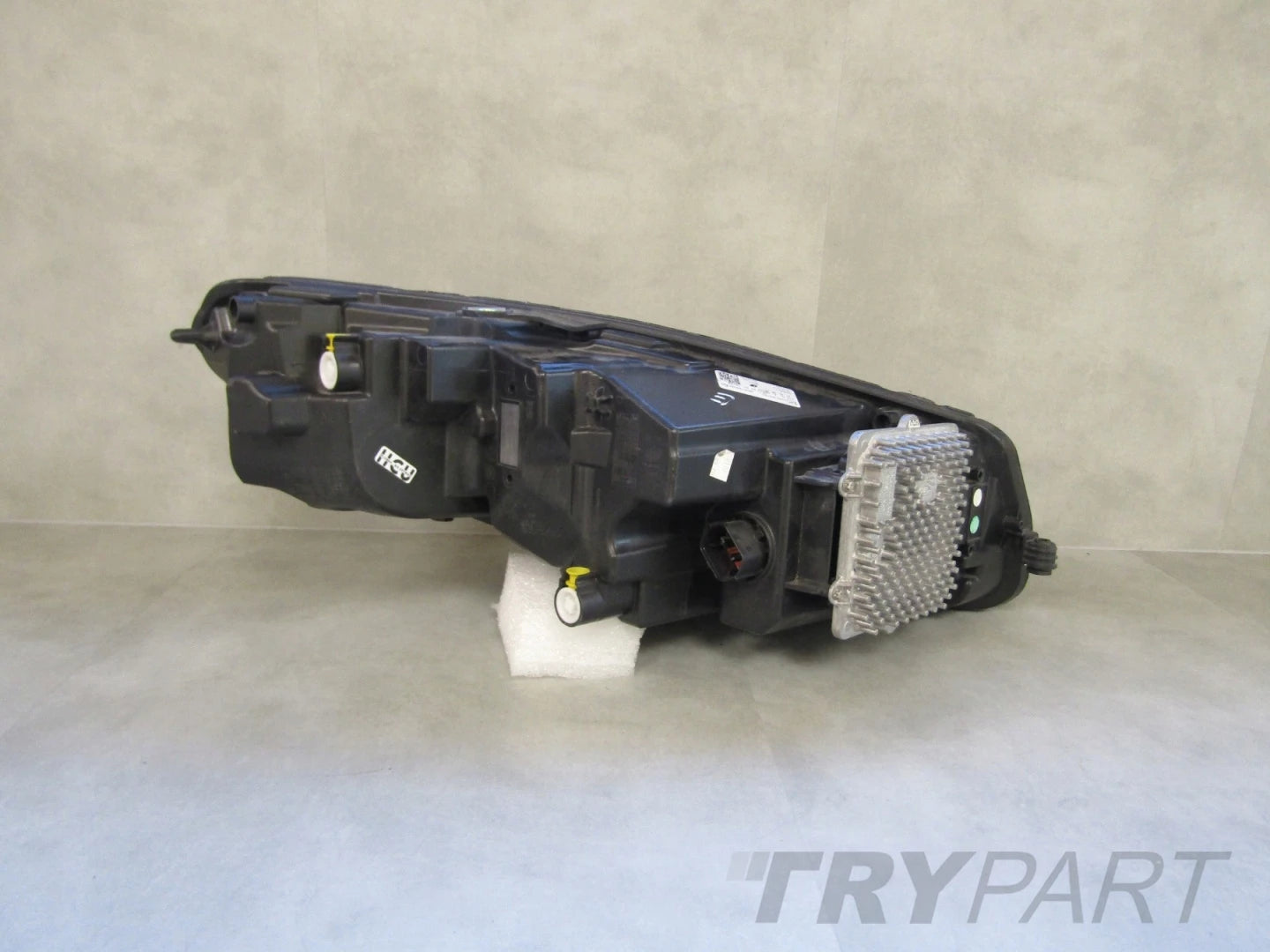 Front Lamp Jaguar E Pace E-pace X540 LED MID RT 17-24 LH J9C3-13W030