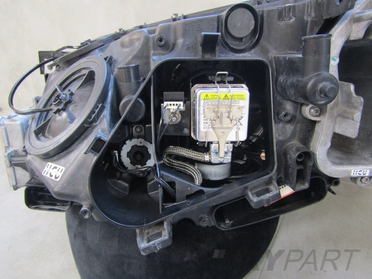 BMW 7 F01 F02 Xenon Adaptive Headlight 08-12 Right Passenger Side 7182150