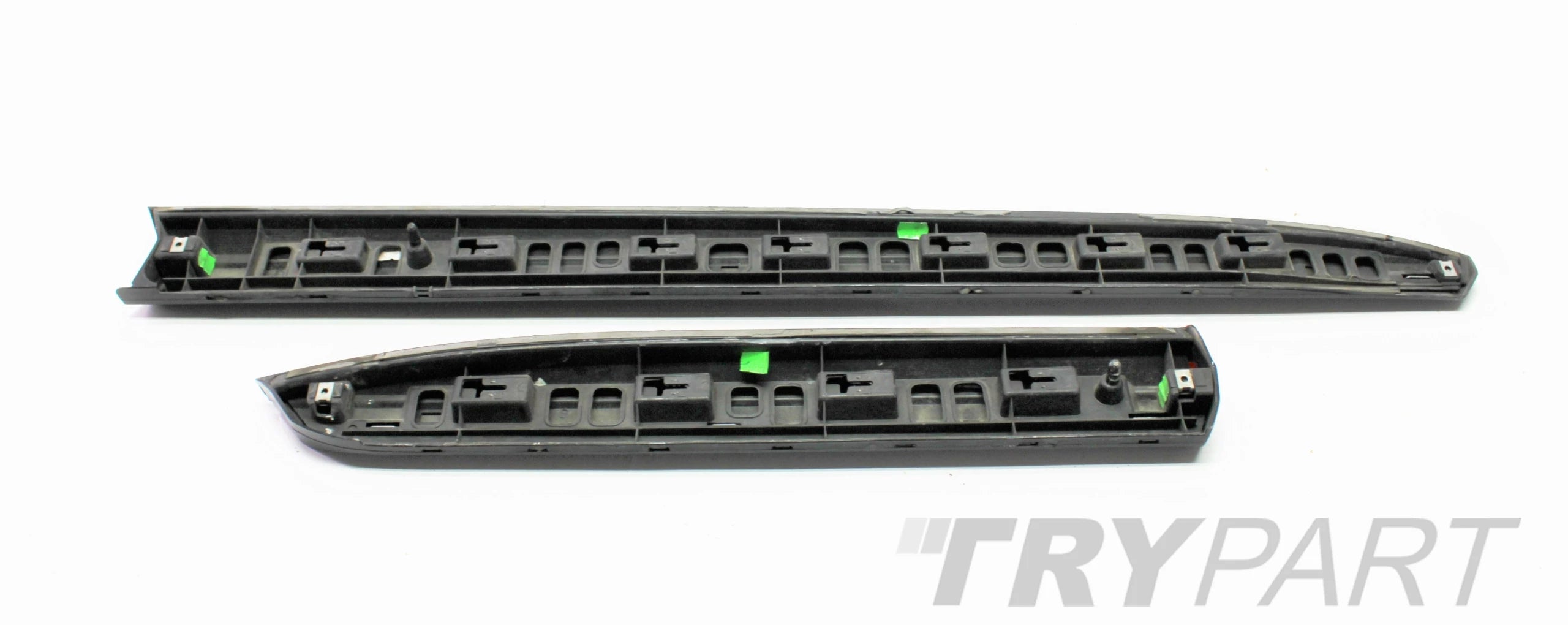 VW ARTEON 3G8 LEFT CHROME DOOR TRIM FRONT REAR