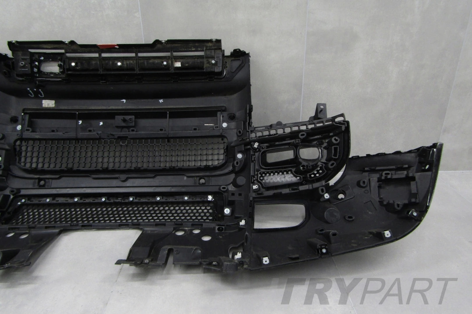 Front Bumper for Land Rover Defender 2 II L663 20-