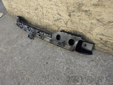 BMW 1 E82 E88 REAR CENTER BUMPER SLIDER