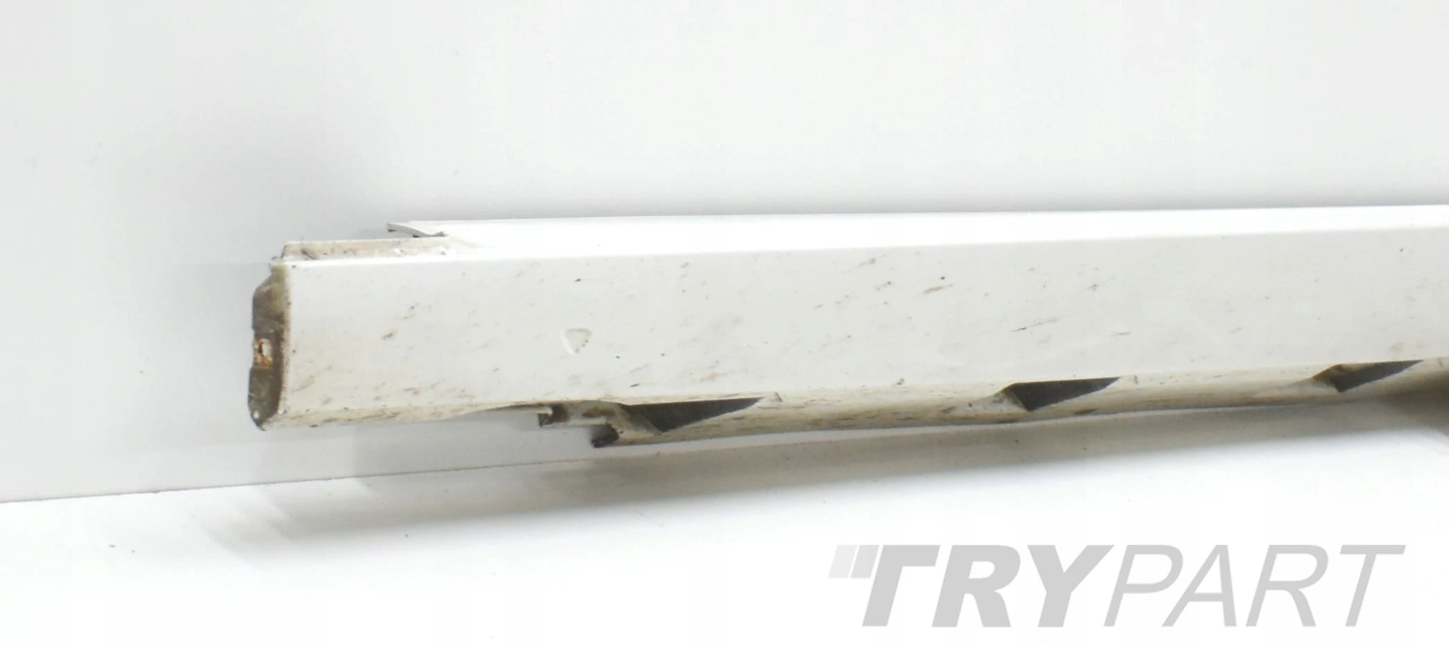 VW PASSAT B8 3G0 LEFT SILL STRIP ORG