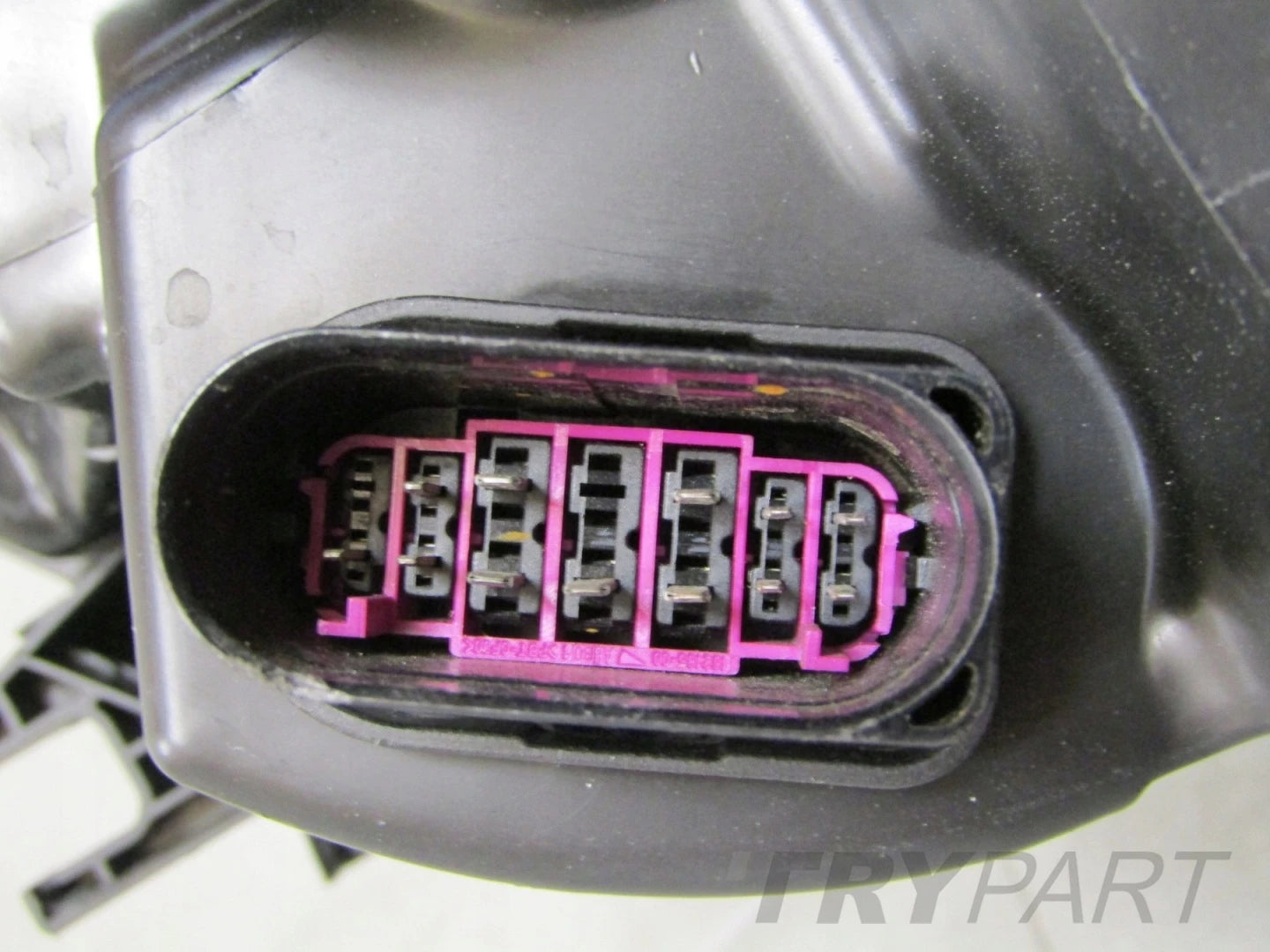 AUDI A6 C7 HEADLIGHT XENON NON-SWIVEL RIGHT PASSENGER 10-14