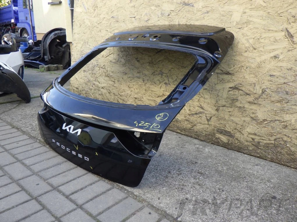 KIA PROCEED III 3 LIFT 21- REAR HATCH