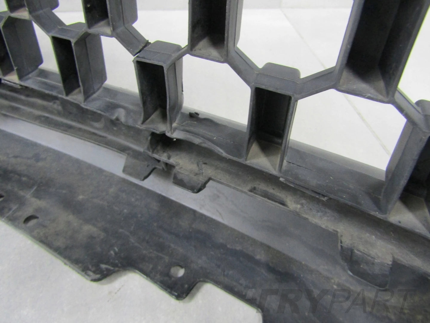 Front Bumper RENAULT MEGANE V 5 E-TECH 22-