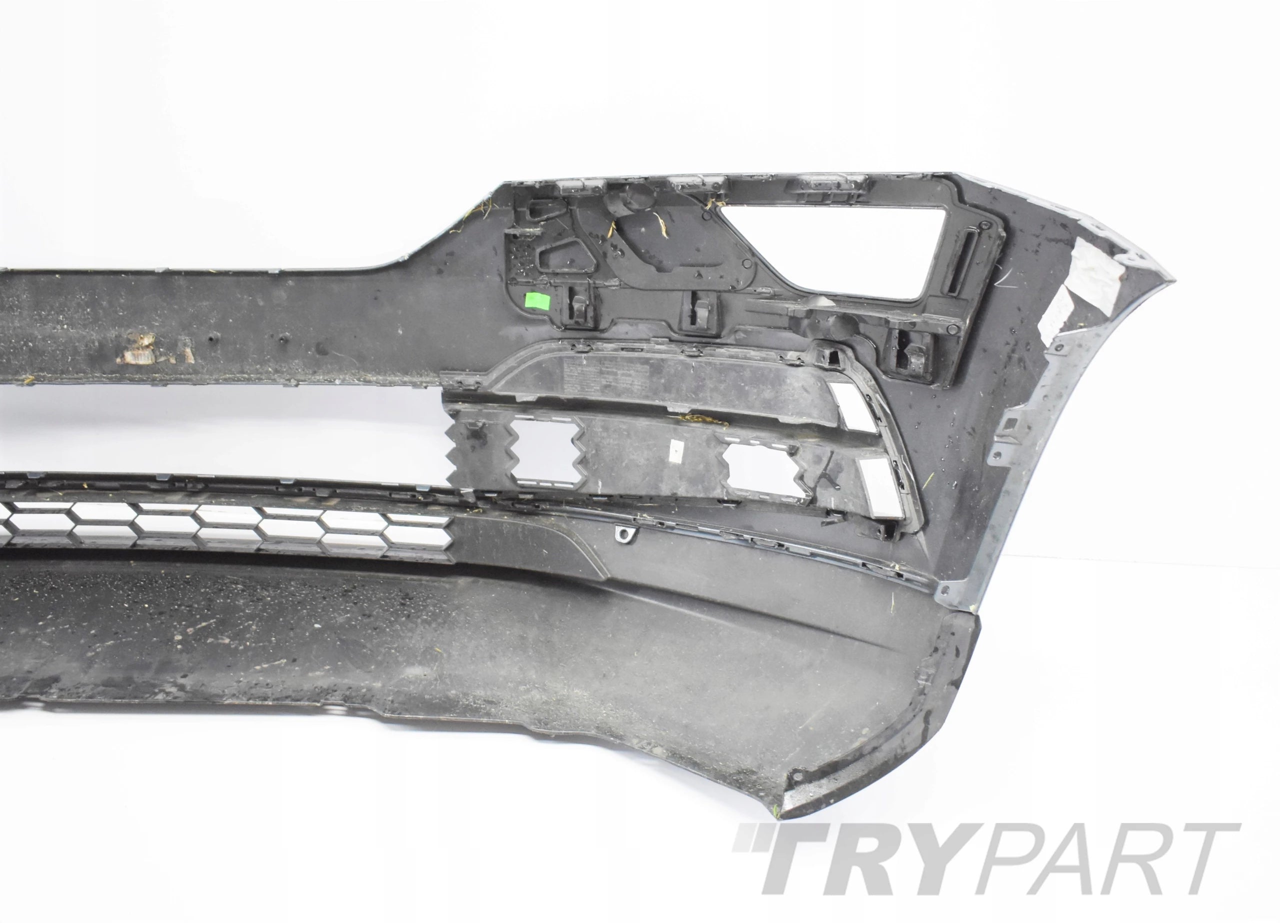 SKODA KAROQ 57A FRONT BUMPER SUPER CONDITION