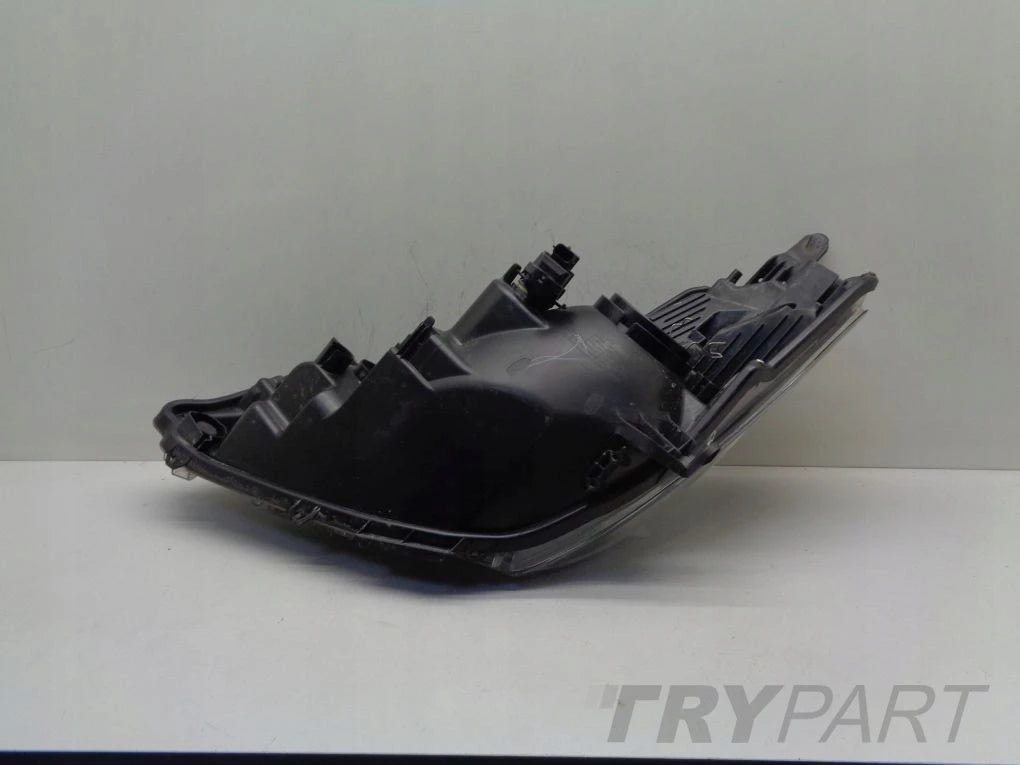 TOYOTA YARIS III LIFT 13- Right Headlight