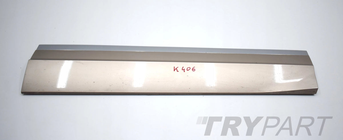 VW TOUAREG 760 R LINE RIGHT DOOR STRIP FRONT ORIGINAL
