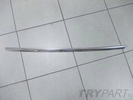 Ford Mondeo MK4 Q-Line Scraper Strip