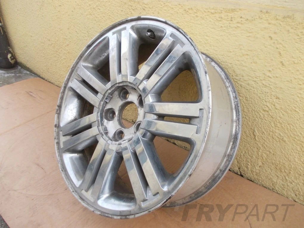 CHRYSLER JEEP 18" x 7J x 40 Aluminum Wheel