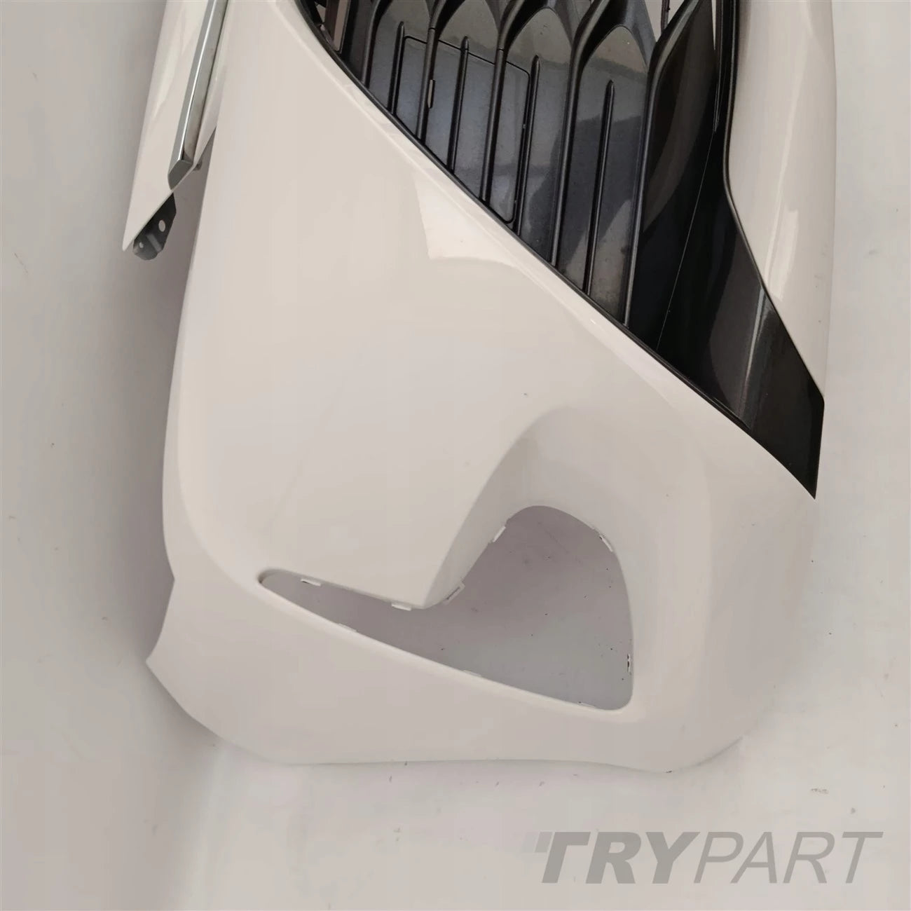 FRONT BUMPER TOYOTA YARIS 4 IV 52119-0DA40