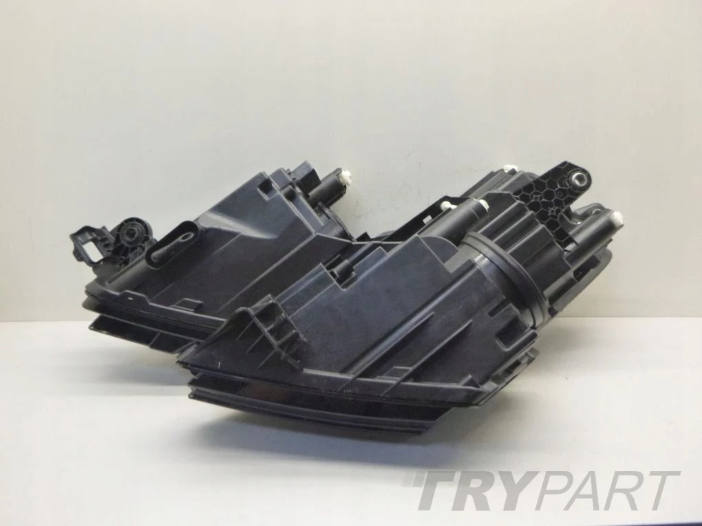 SKODA KODIAQ Right LED Headlight Lamp