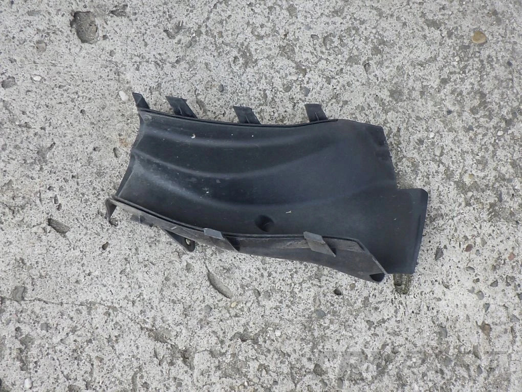 BMW 1 E81 E87 RIGHT AIR DUCT STEERING WHEEL