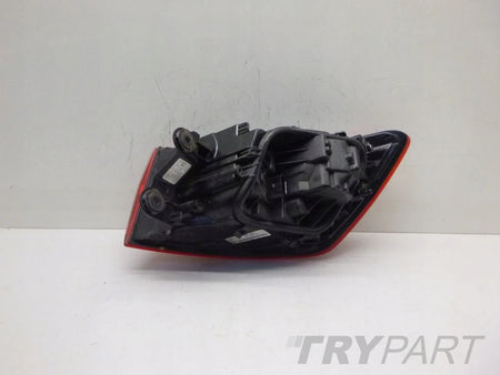 AUDI A4 B9 KOMBI 8W9 Left Rear Lamp