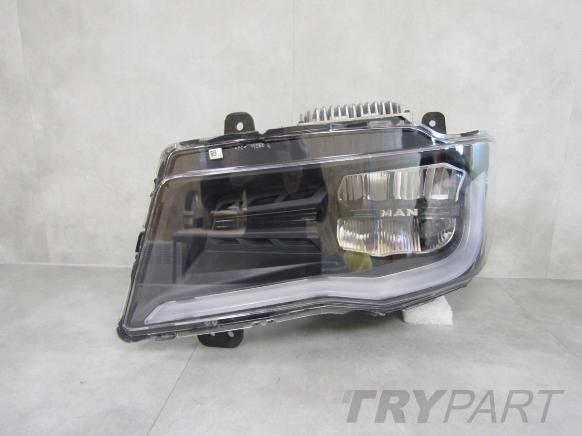 MAN TGX II 2 LED 20- FRONT HEADLIGHT LH LEFT 10665230003