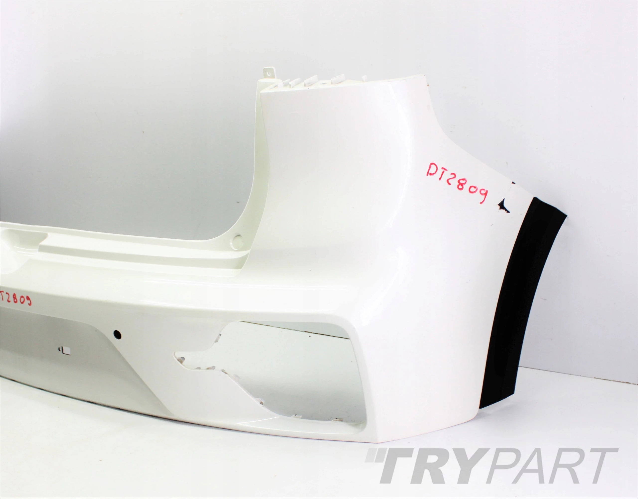 KIA E-NIRO ELECTRIC REAR BUMPER, SUPER CONDITION