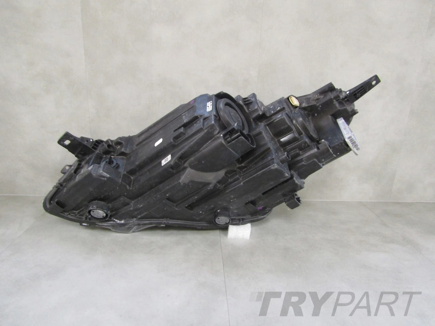 Ford Kuga MK3 LED Headlight RH 19-24 LV4B-13E014-CD