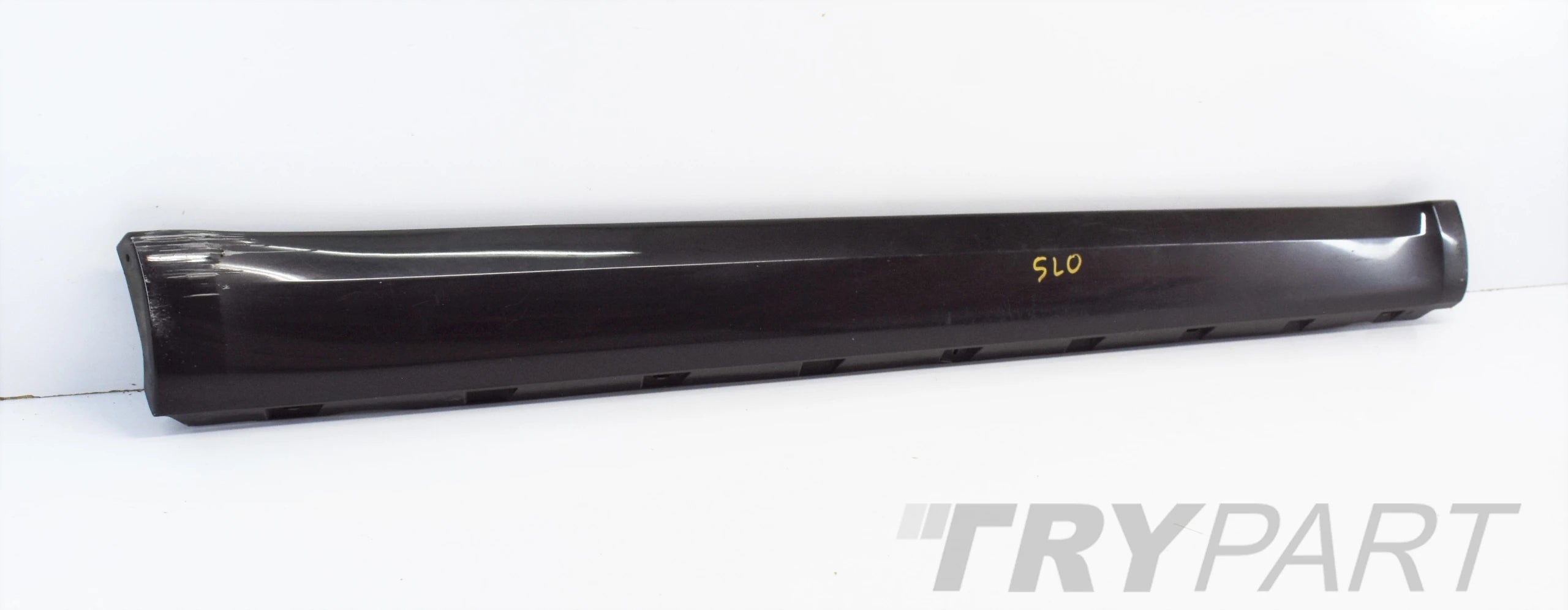 SKODA YETI 5L0 LIFT RIGHT SILL COVER