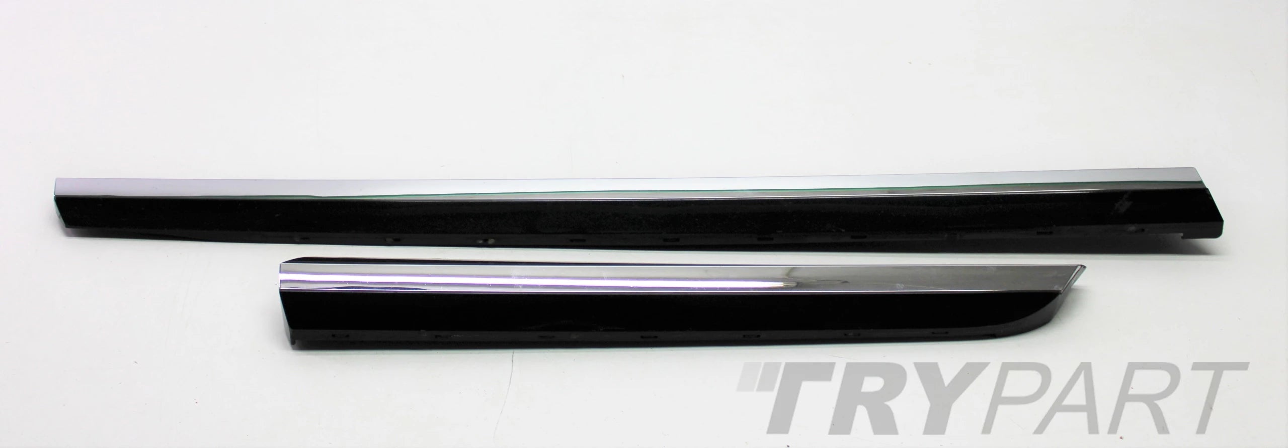 VW ARTEON 3G8 LEFT CHROME DOOR TRIM FRONT REAR