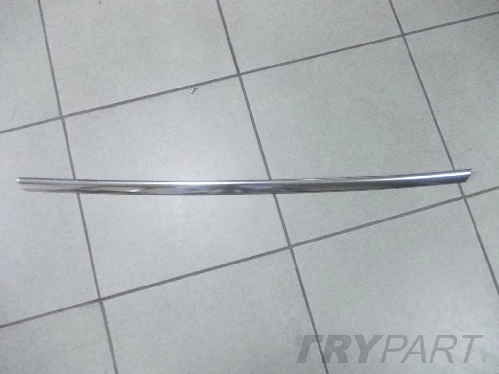 Ford Mondeo MK4 Q-Line Scraper Strip