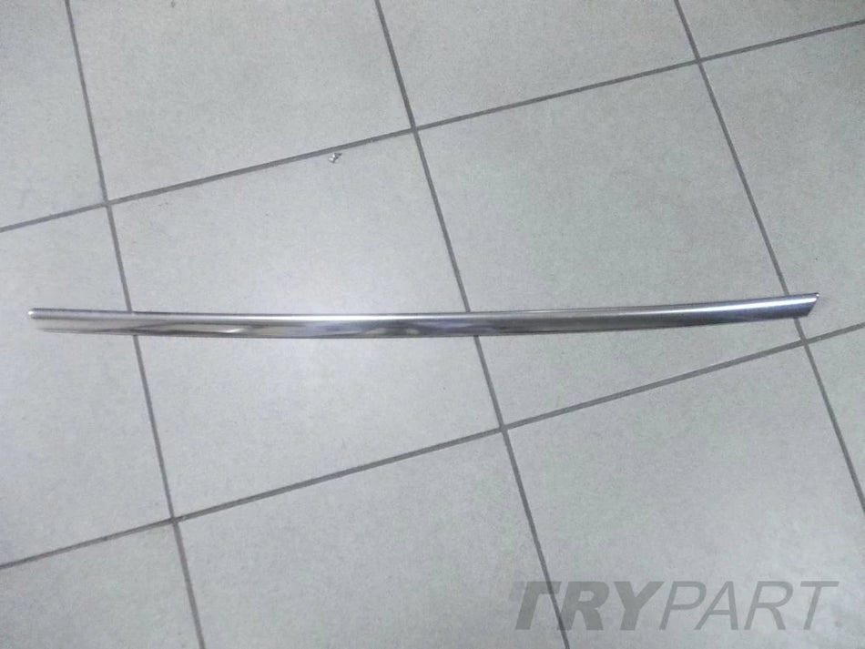 Ford Mondeo MK4 Q-Line Scraper Strip