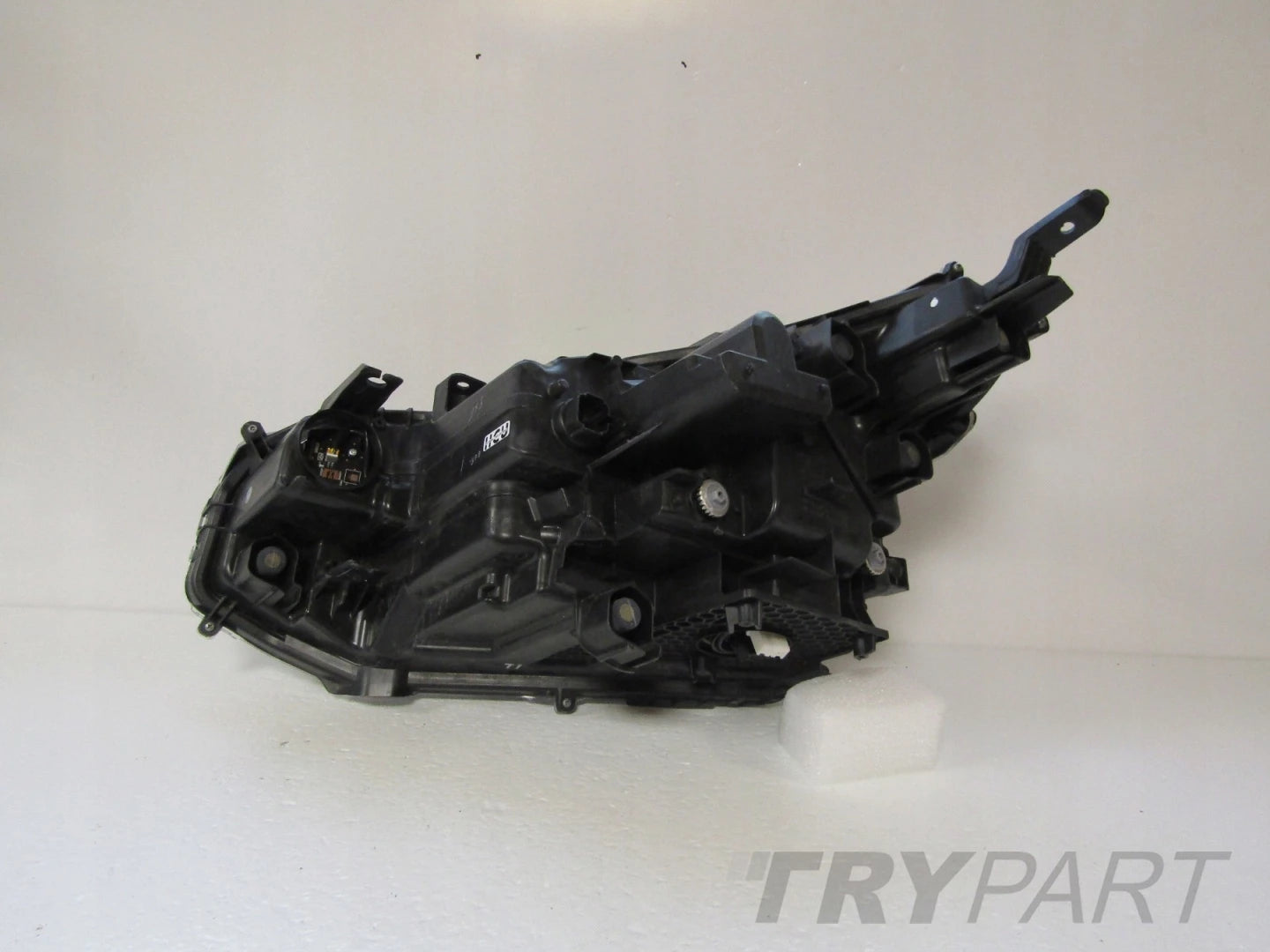 FRONT LAMP TOYOTA YARIS CROSS FULL LED 17-22 RH
