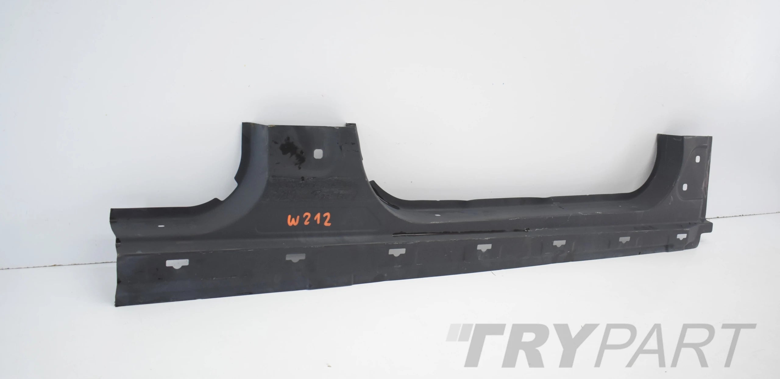MERCEDES E CLASS W212 RIGHT SILL PANEL ORG NEW