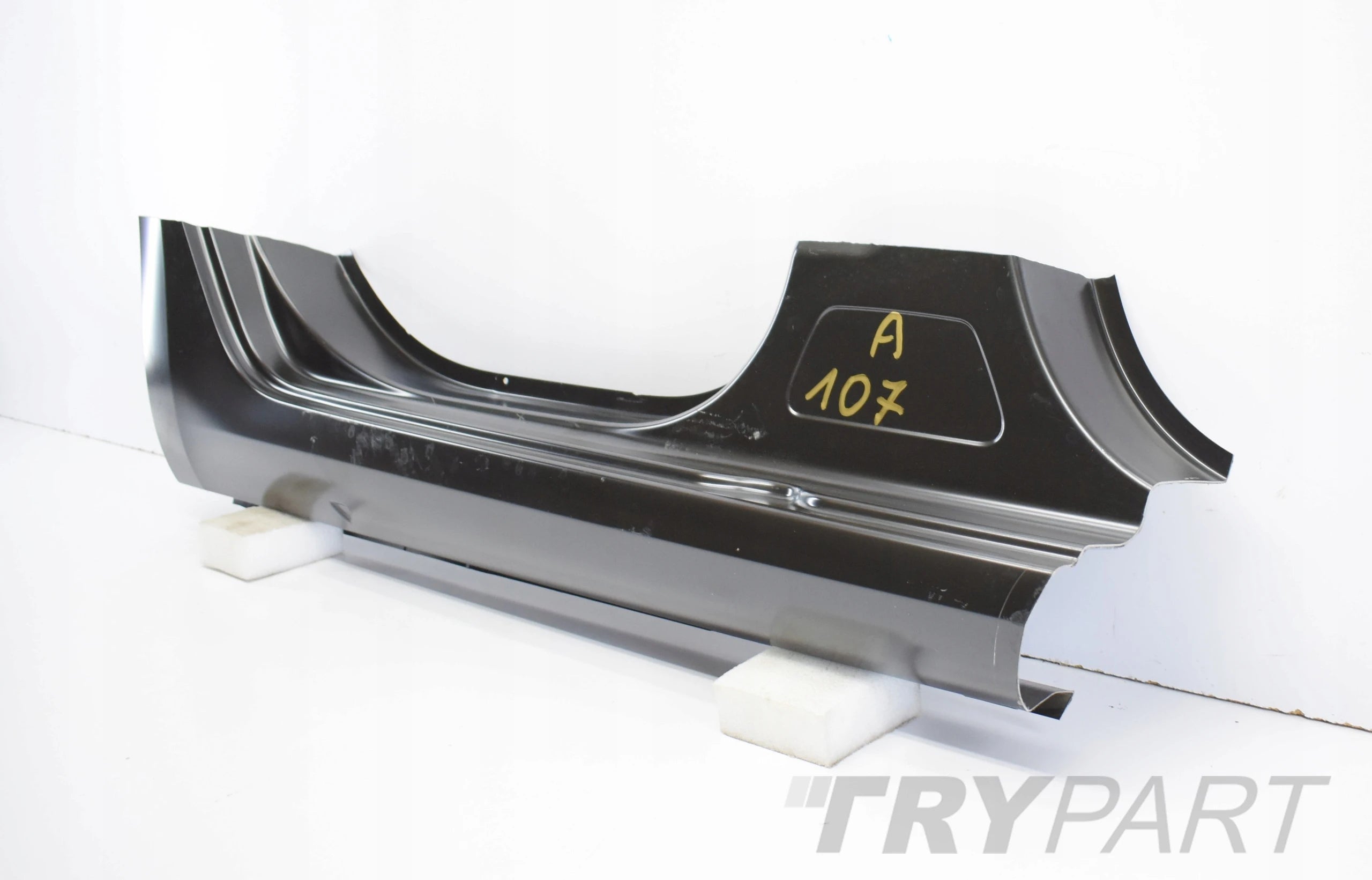 SKODA OCTAVIA III 5E RIGHT SILL COVER ORG NEW