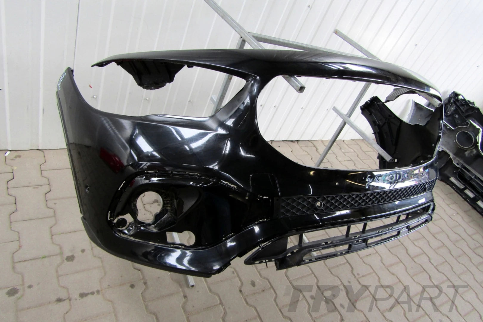 Front Bumper Mercedes GLA 247 20-