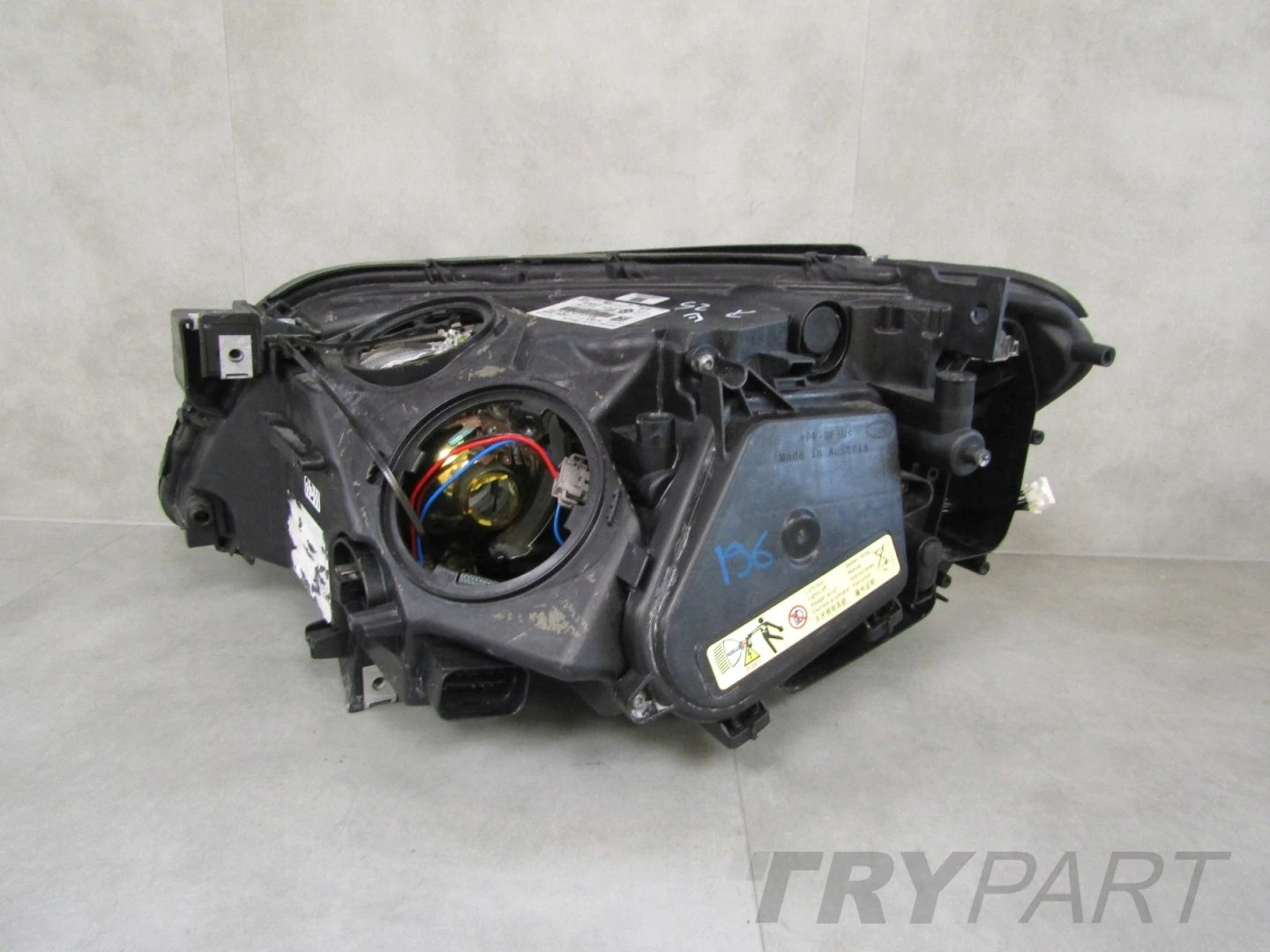 BMW 7 Series F01 F02 Xenon Adaptive Headlight 08-12 RH 6311 7228428