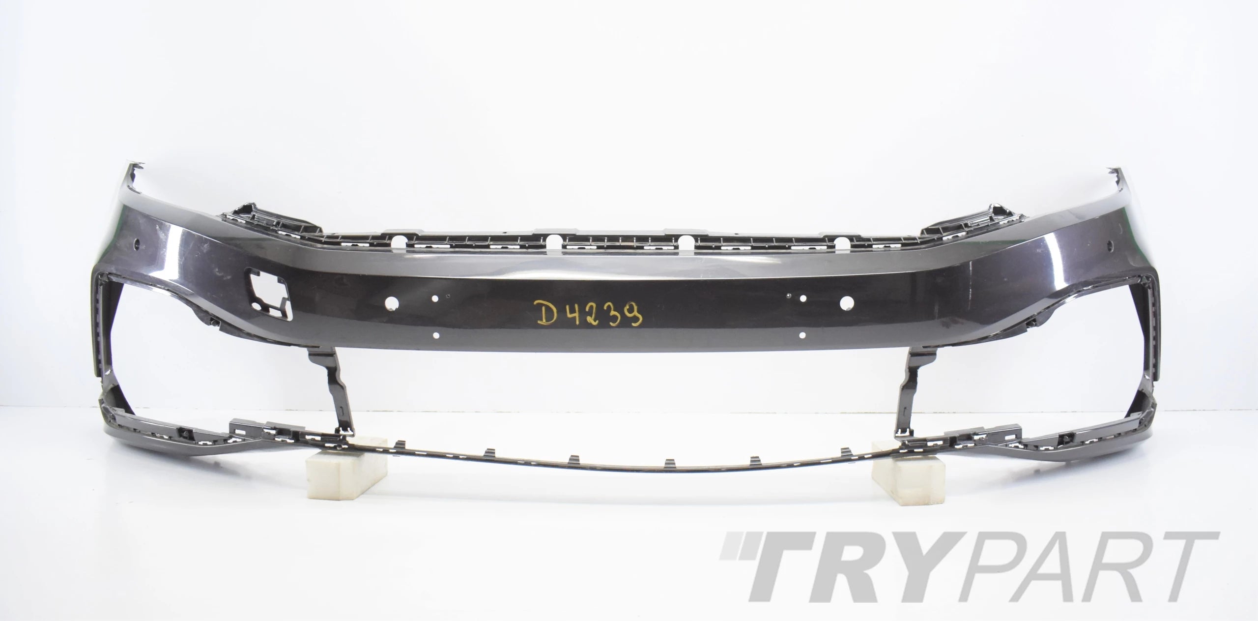 VW PASSAT B8 R LINE LIFT FRONT BUMPER SUPER CONDITION