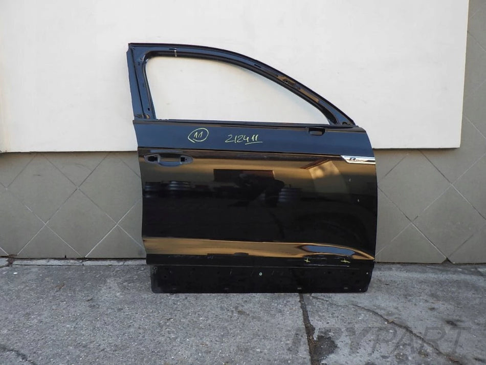 VW Touareg 3 III 760 18- Front Right Door